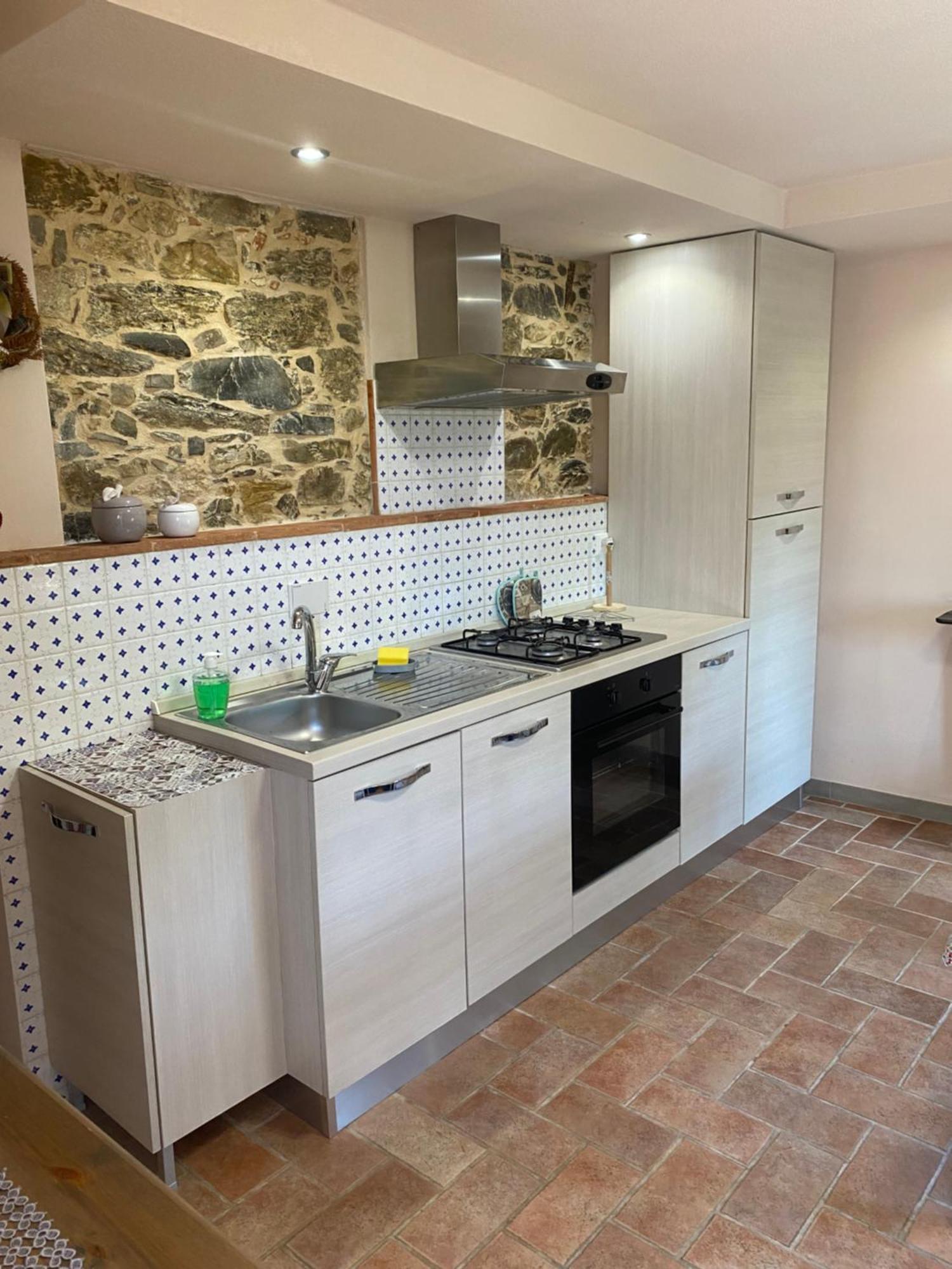 Casa Dell'Angelo Διαμέρισμα Castelnuovo Magra Εξωτερικό φωτογραφία